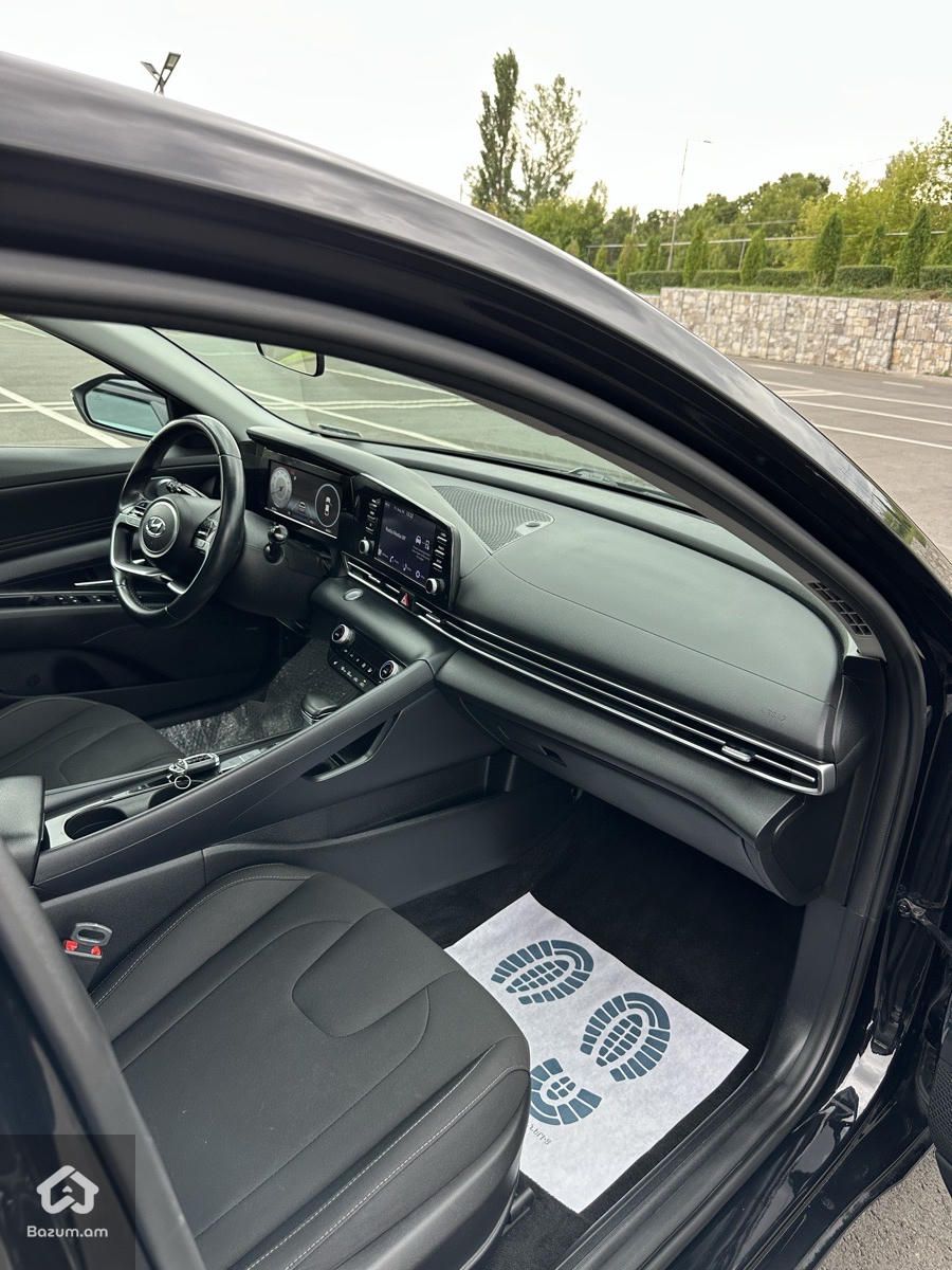 Hyundai Elantra 2021 - image 11