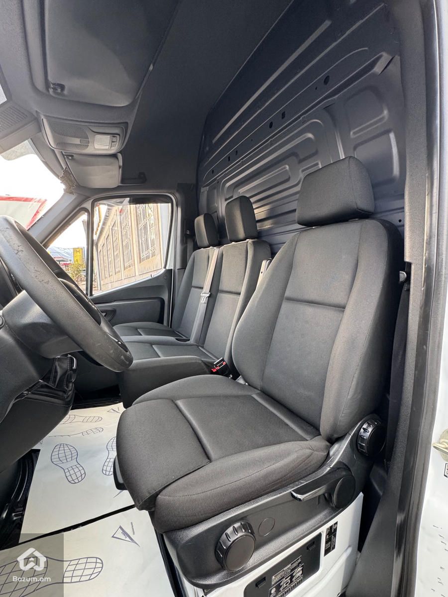 Mersedes benz - image 15