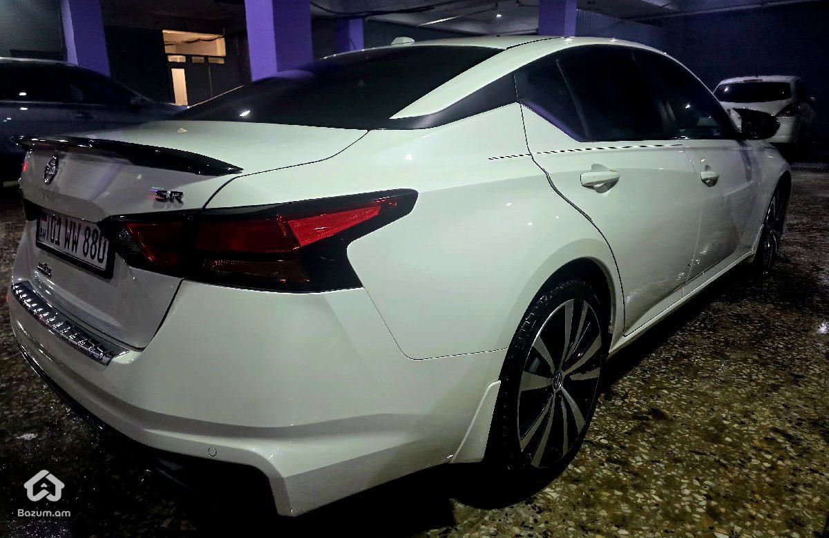 Nissan Altima SR 2020 - image 6
