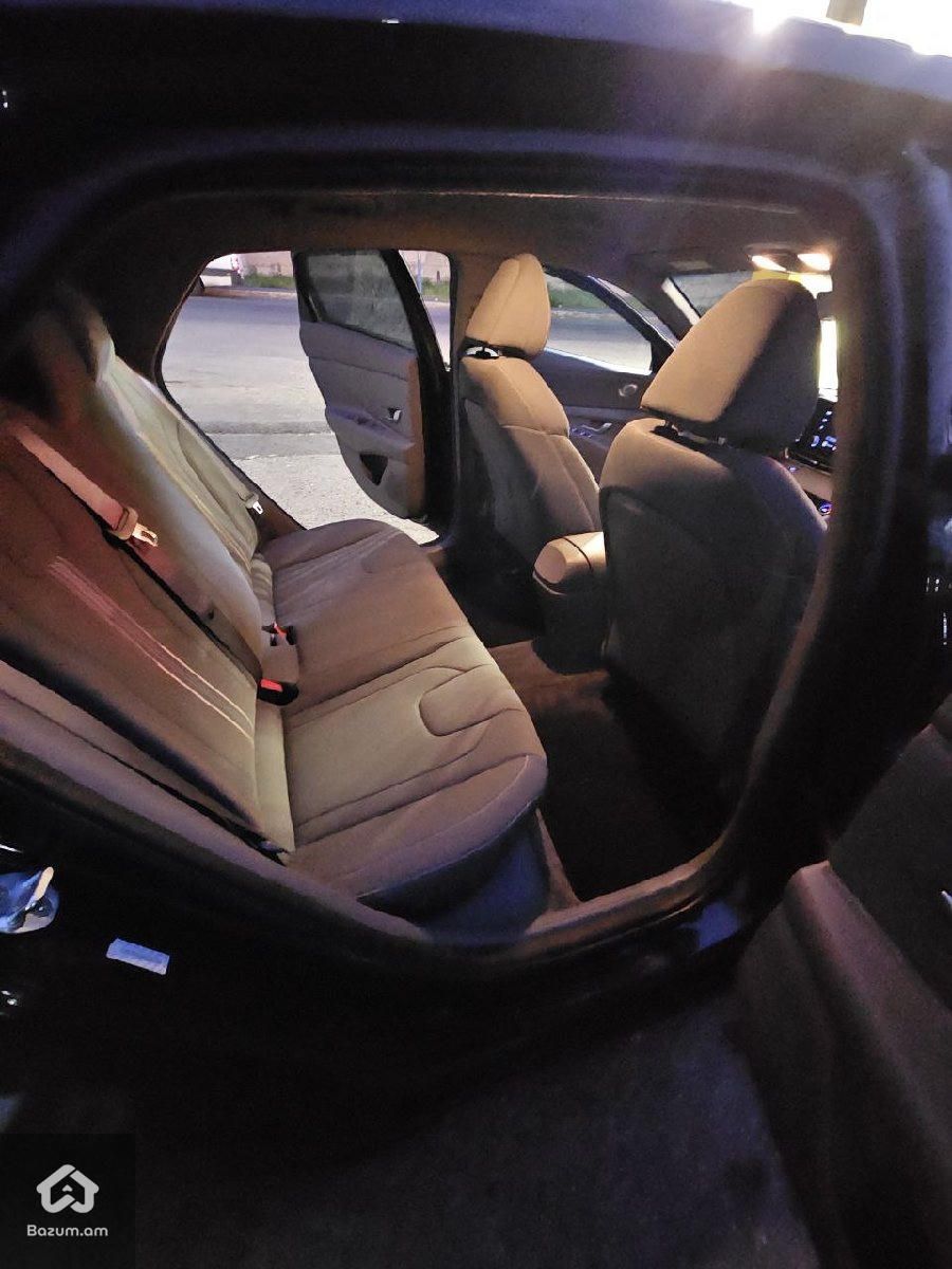 Hyundai Elantra 2023 - image 10