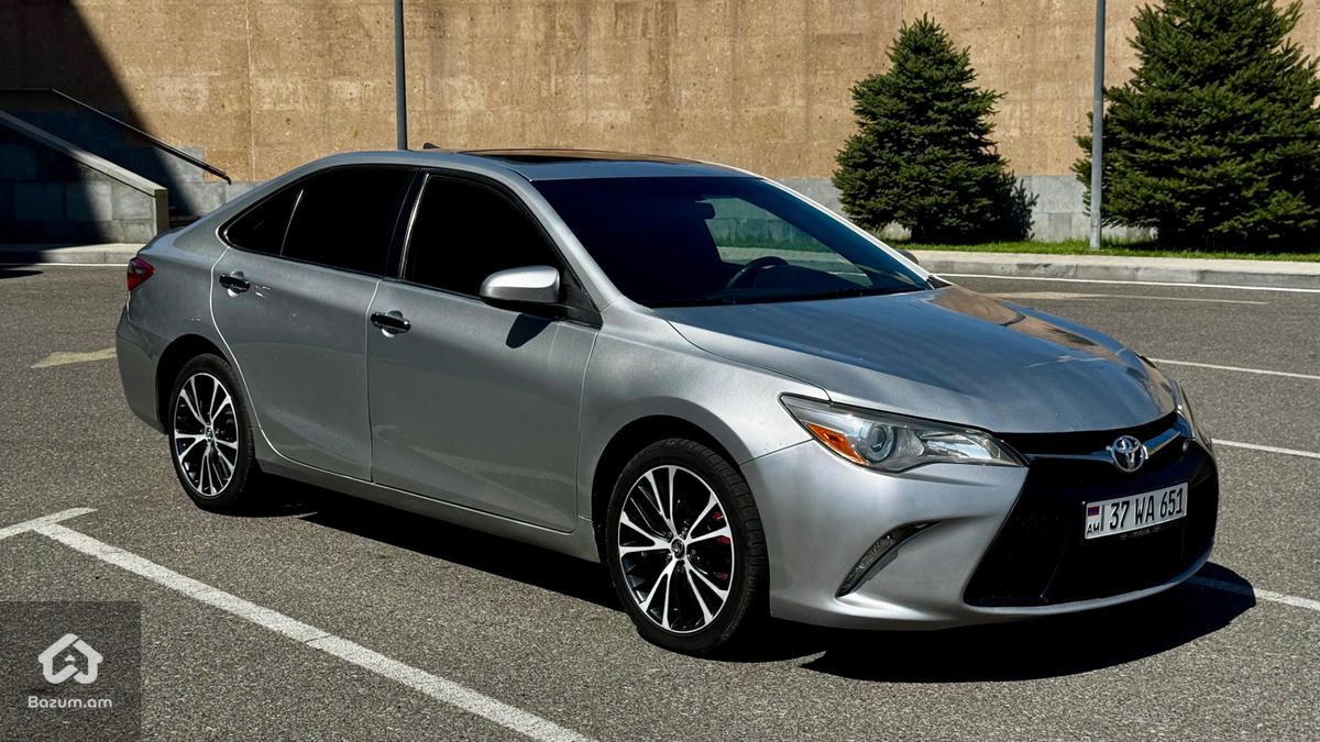 Toyota Camry 2015 - image 6