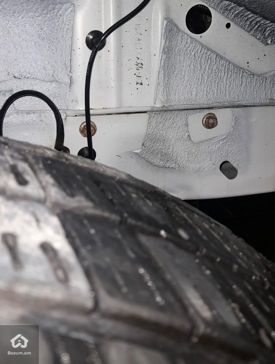 Ford transit - image 6