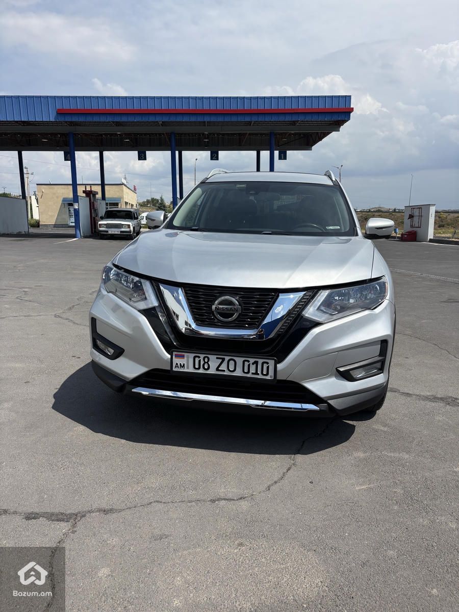 Nissan - image 1