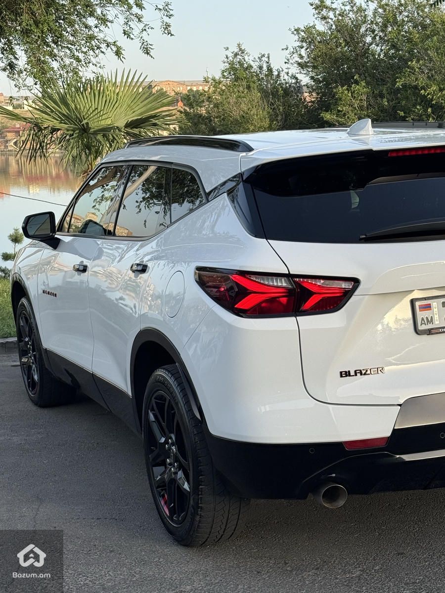 Chevrolet Blazer 3.6 - image 5