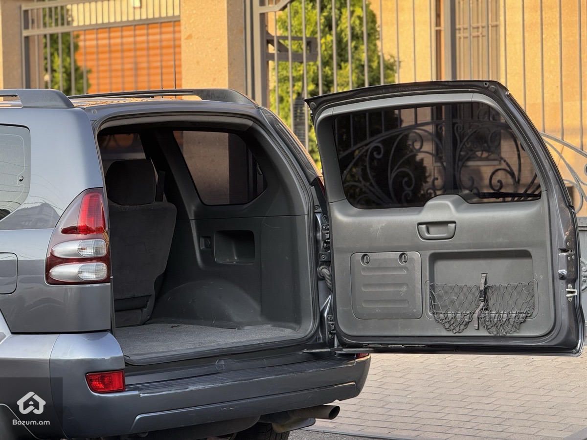 Toyota Land Cruiser Prado 2009 - image 13