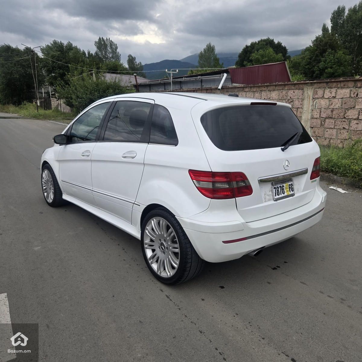 Mercedes-Benz B 170 2008 - image 9