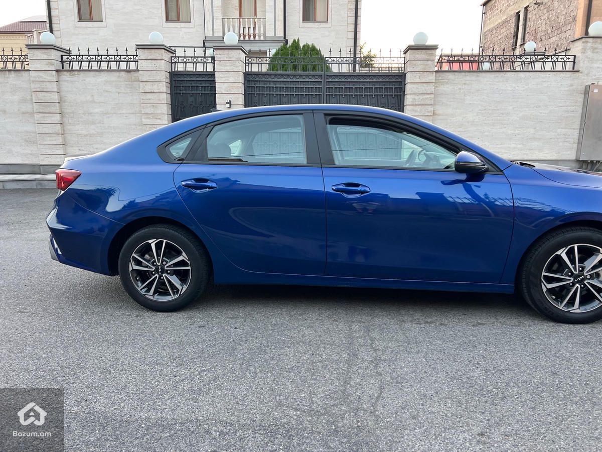 Kia Forte 2023 - image 4