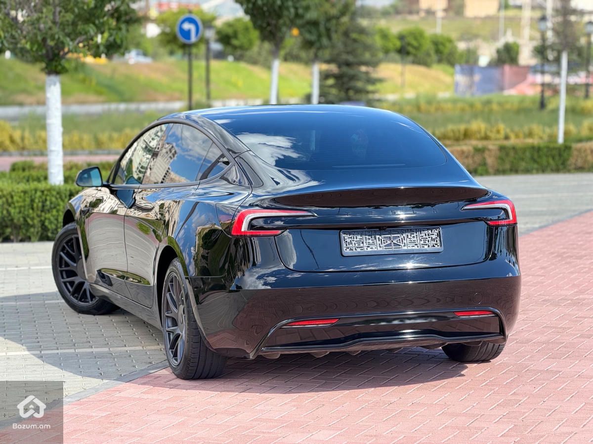 For Rent Tesla model 3 - image 3