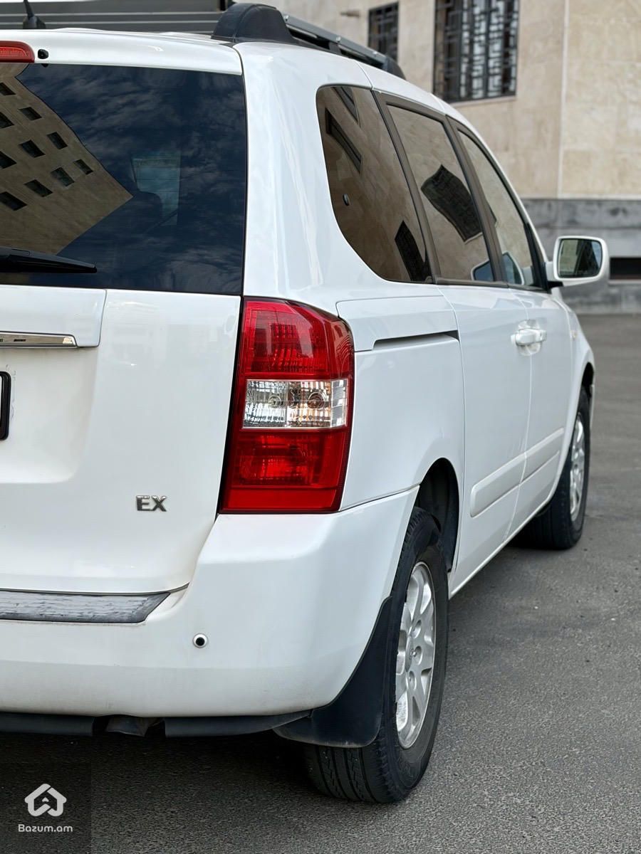 Kia Carnival 2007 - image 8