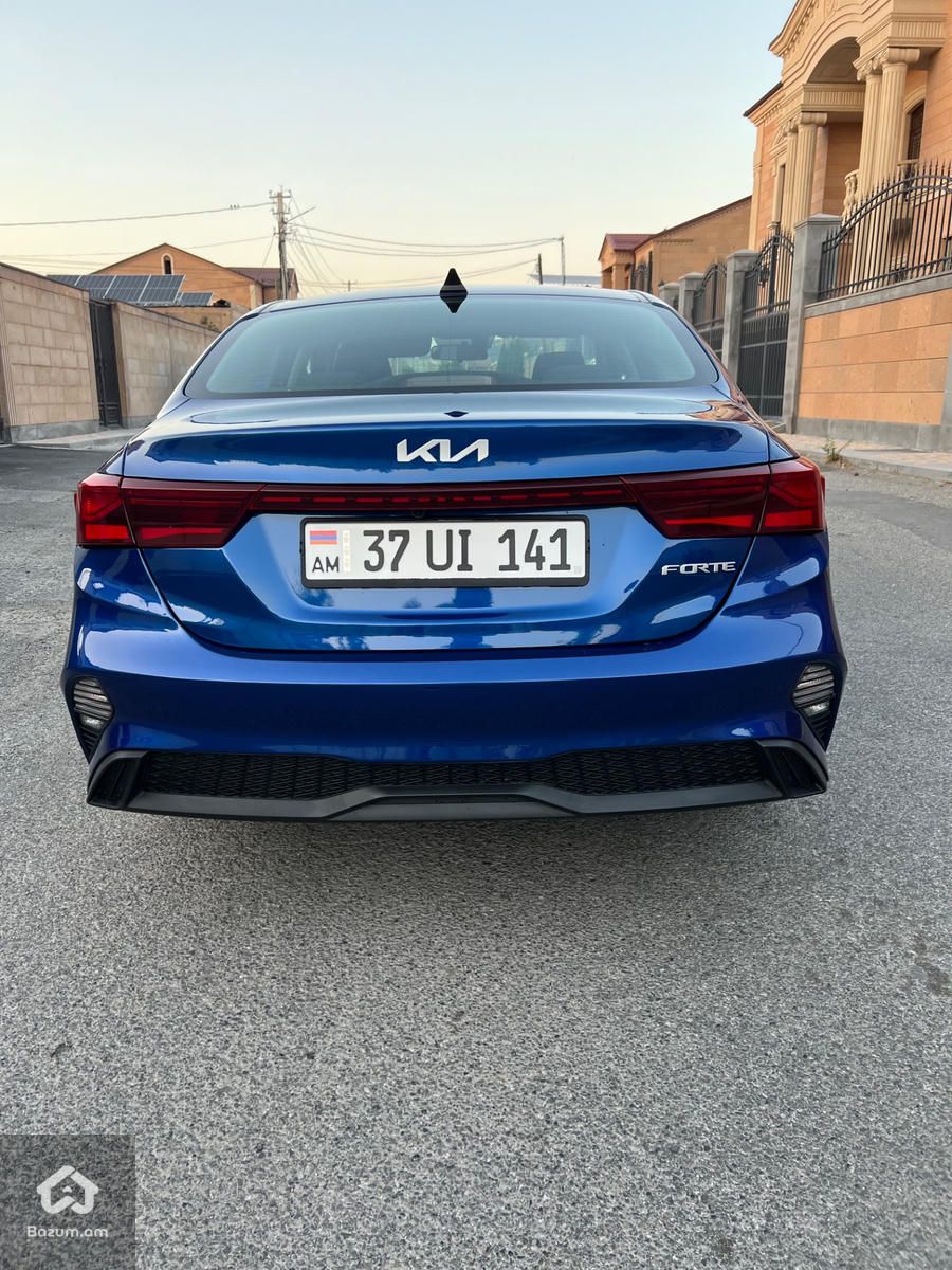 Kia Forte 2023 - image 2