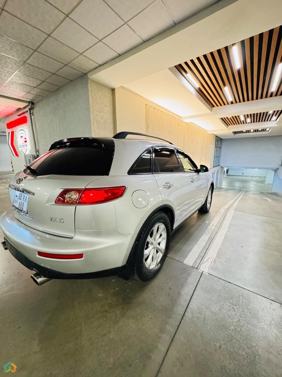 Infiniti fx 35 - image 3