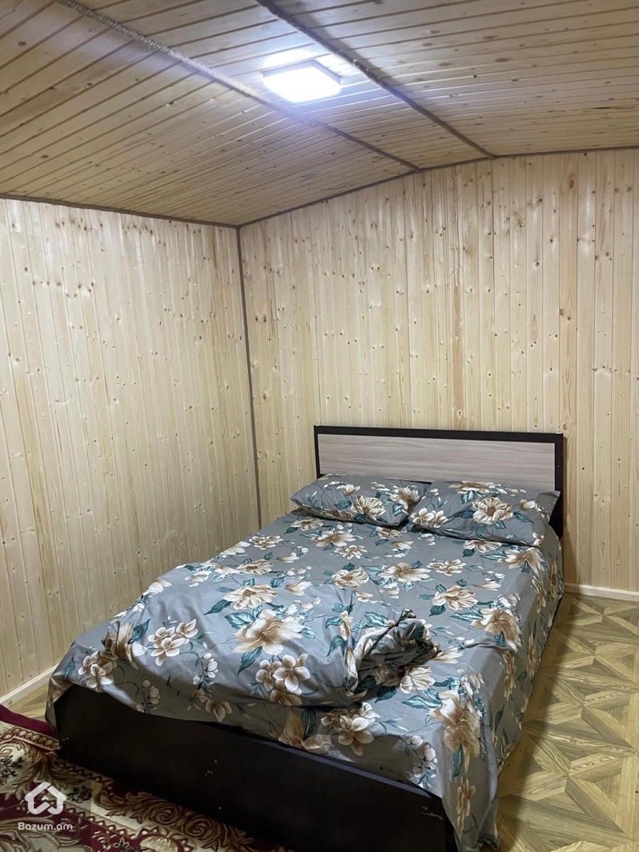 Օրավարձով քոտեջ Սևանի ափին (ընտանեկան) - image 7