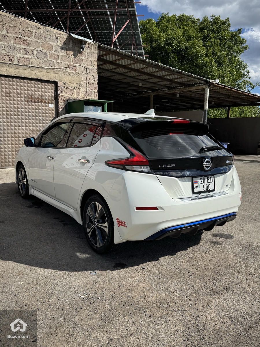 Nissan Leaf - image 5