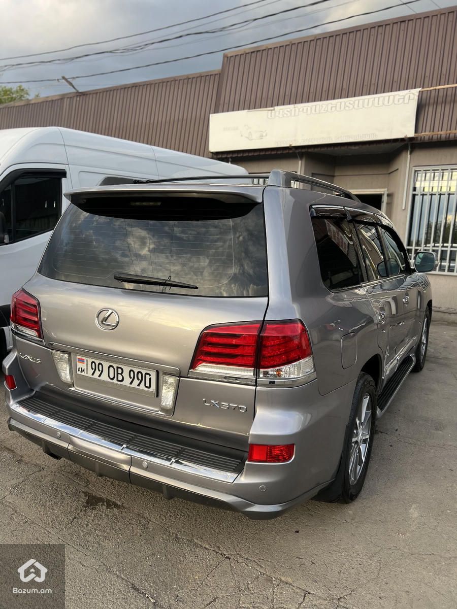Lexus Lx570 F-Sport - image 34
