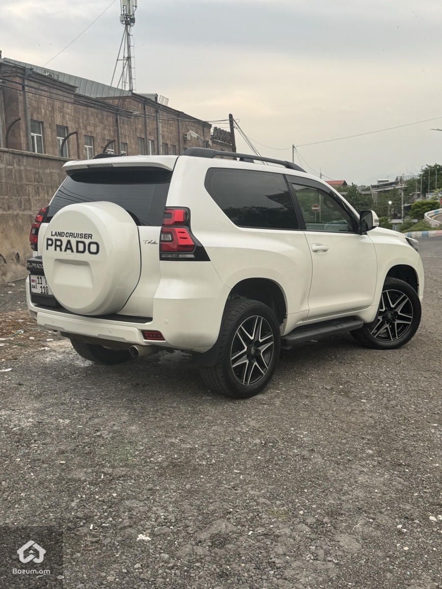 Toyota Land Cruiser Prado - image 4