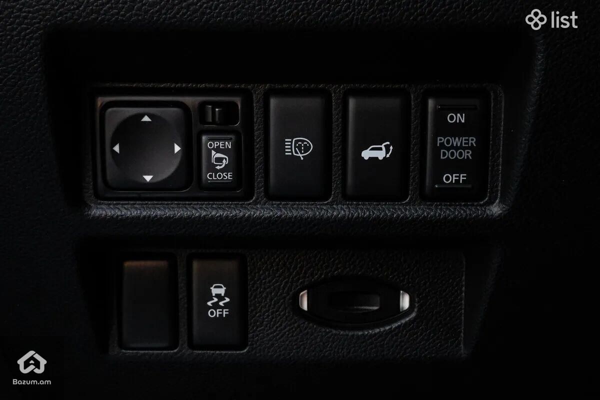 Infiniti - image 8