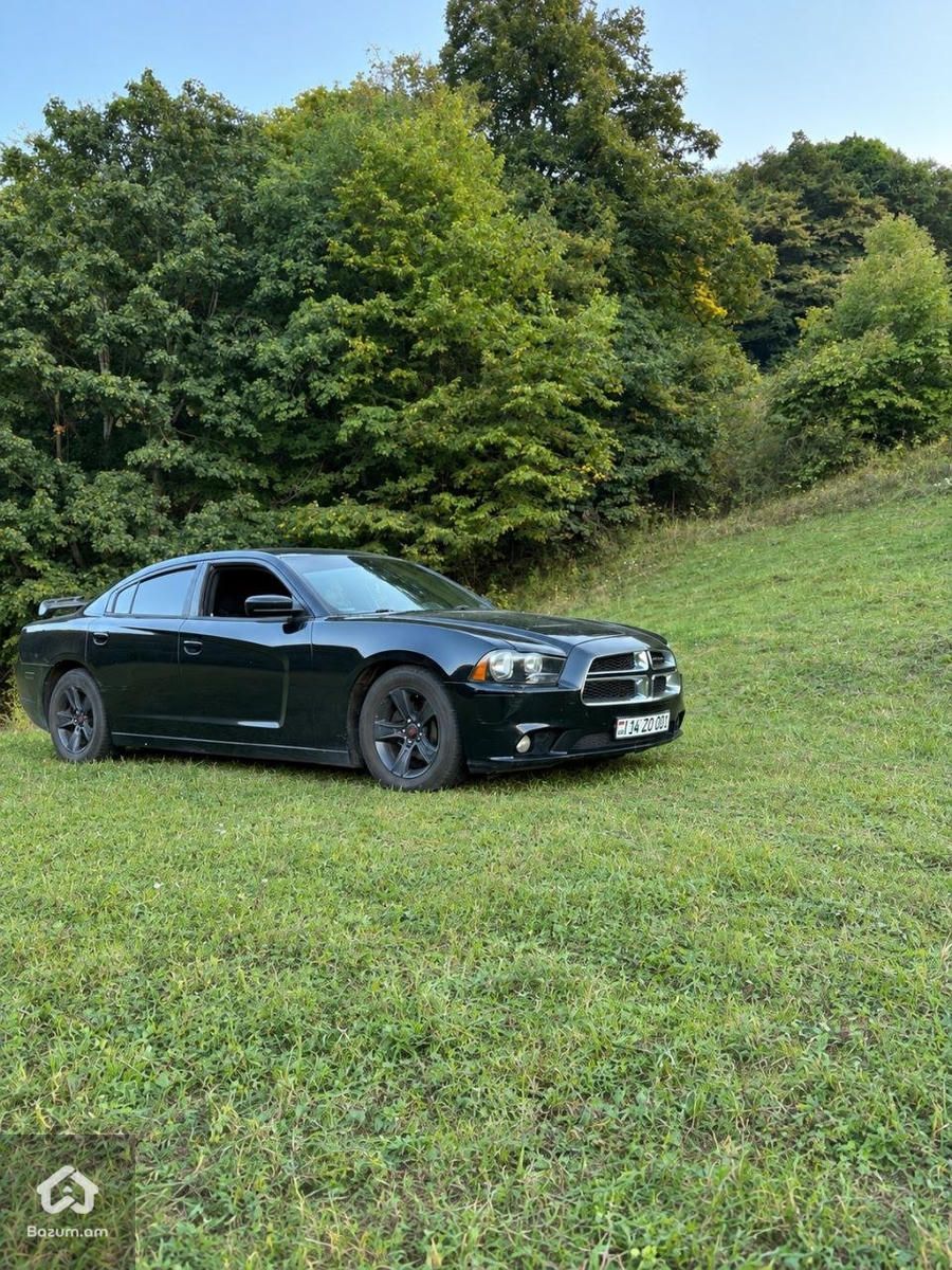 Dodge Charger 2012 - image 7
