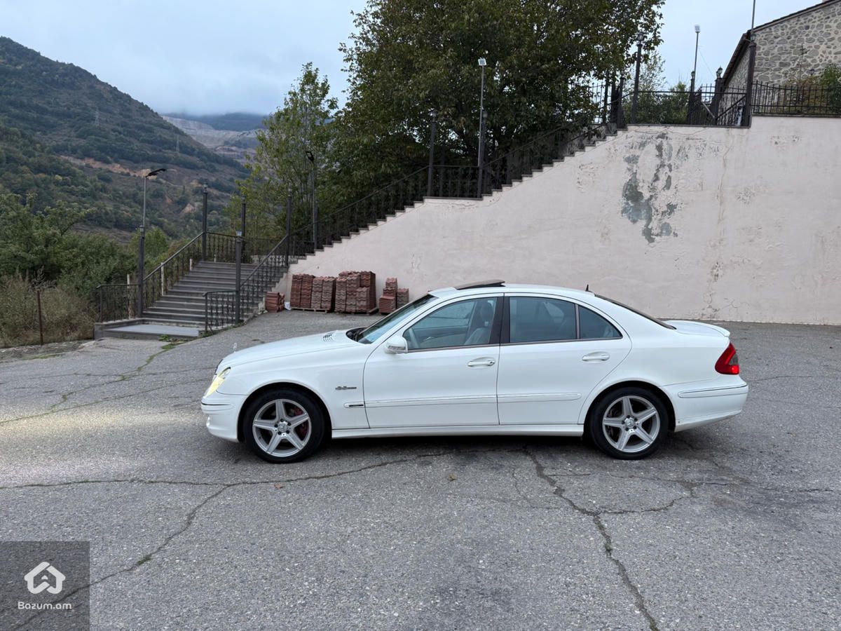 Mercedes-Benz E 320 2003 - image 10