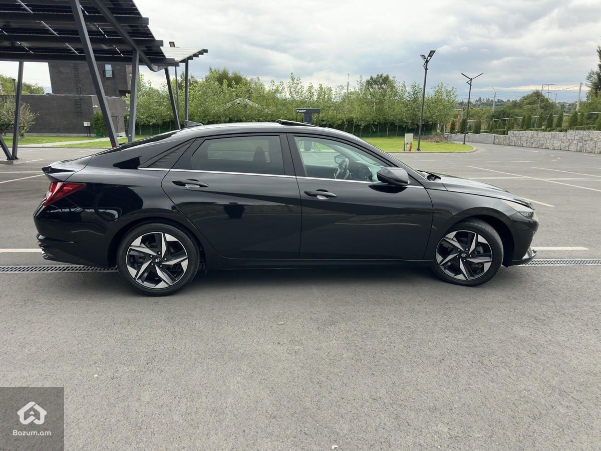 Hyundai Elantra 2021 - image 5