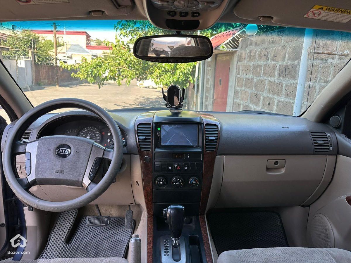 Kia Sorento 2003 - image 9