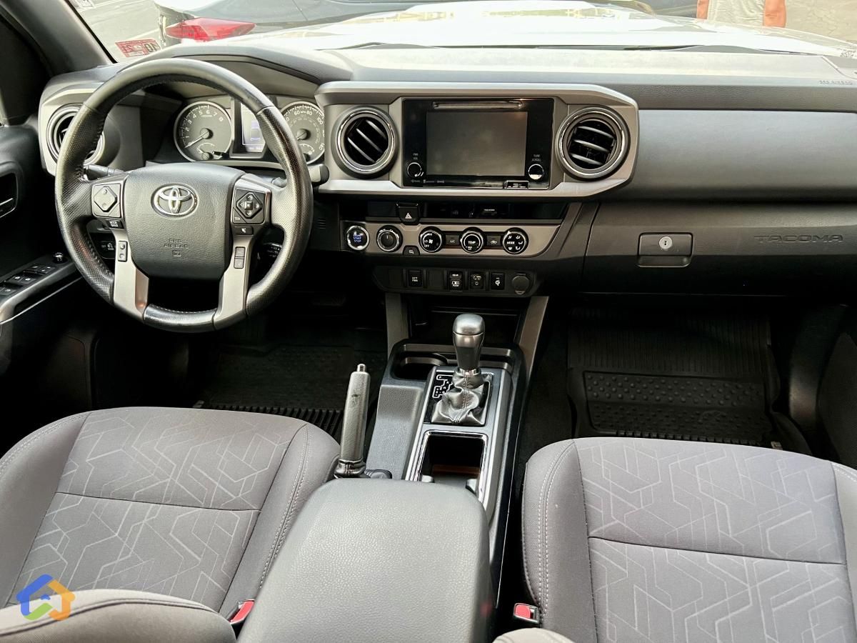 Toyota - image 12