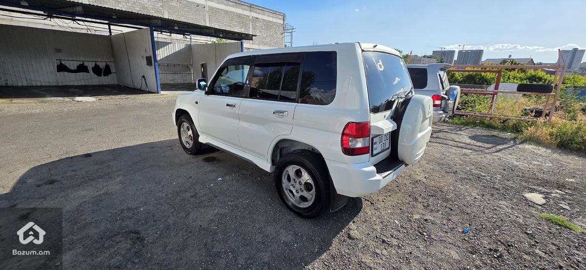 Mitsubishi - image 4