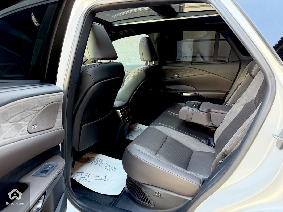 Lexus RX 350 2023 - image 8