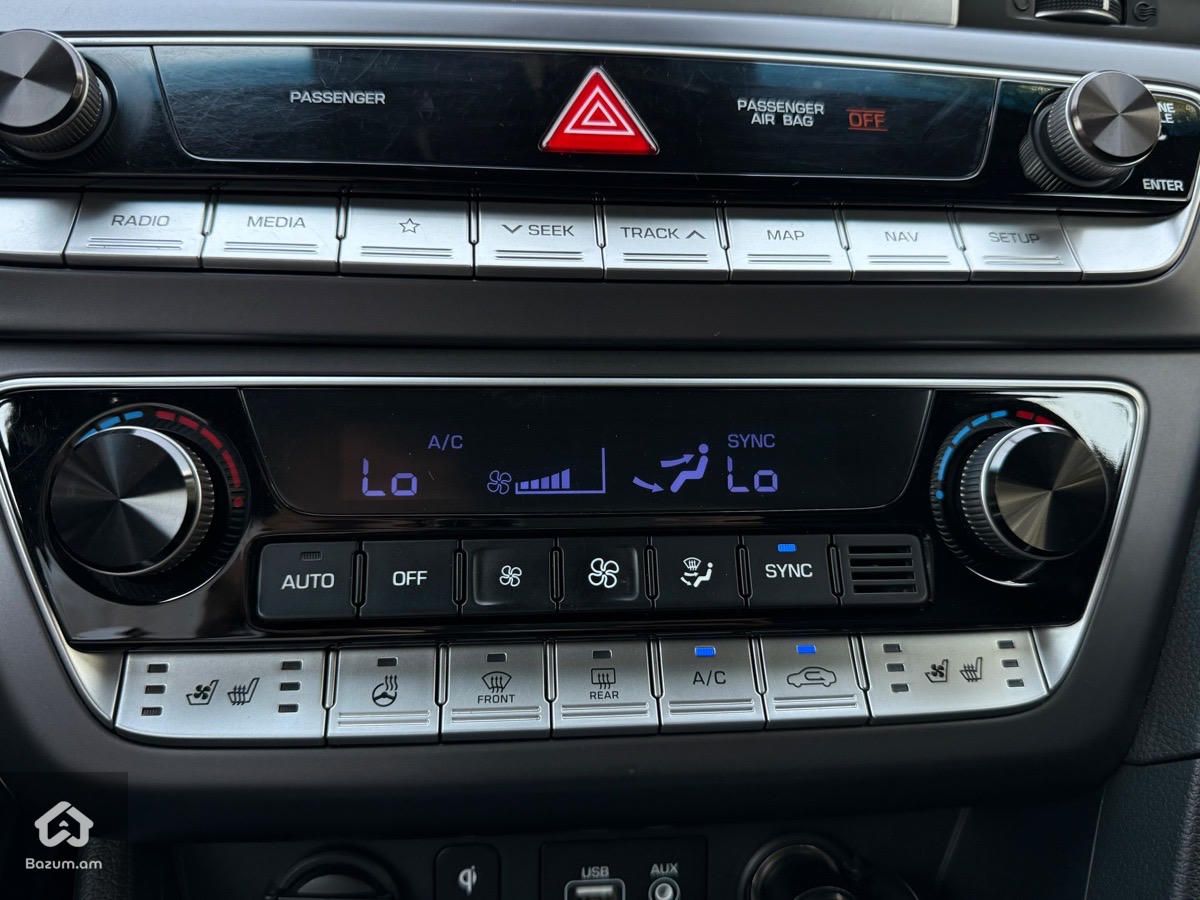 Hyundai Sonata - image 6