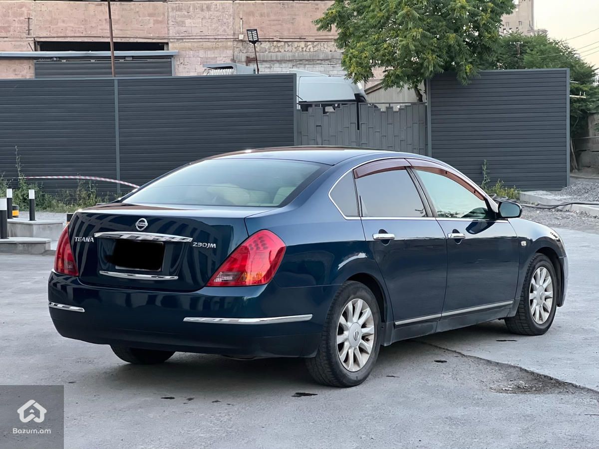 Nissan Teana - image 5