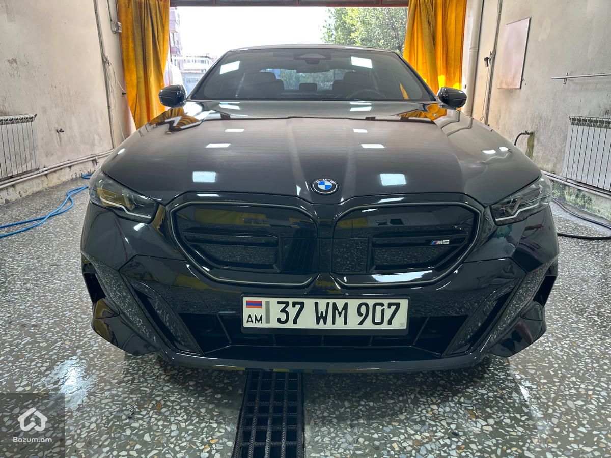 BMW i5 2024 - image 1