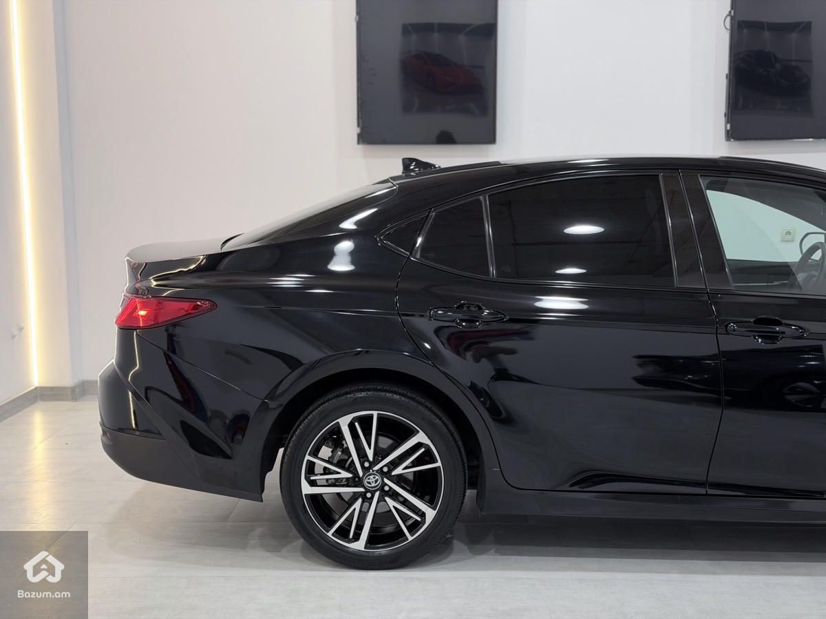 Toyota Camry 2025 - image 6