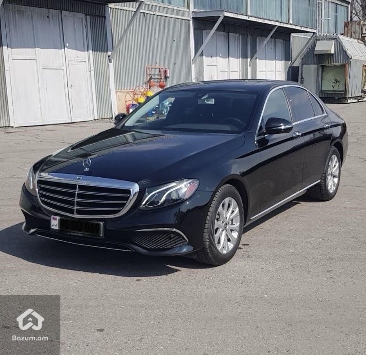 Mercedes-Benz E 300 2017 - image 2