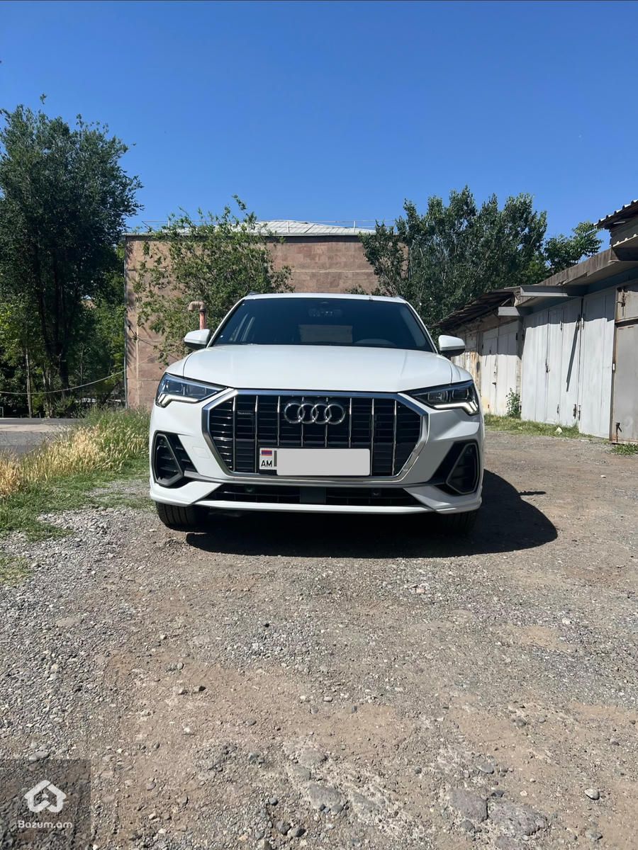 Audi Q3 Premium S Line 45 Quattro - image 8