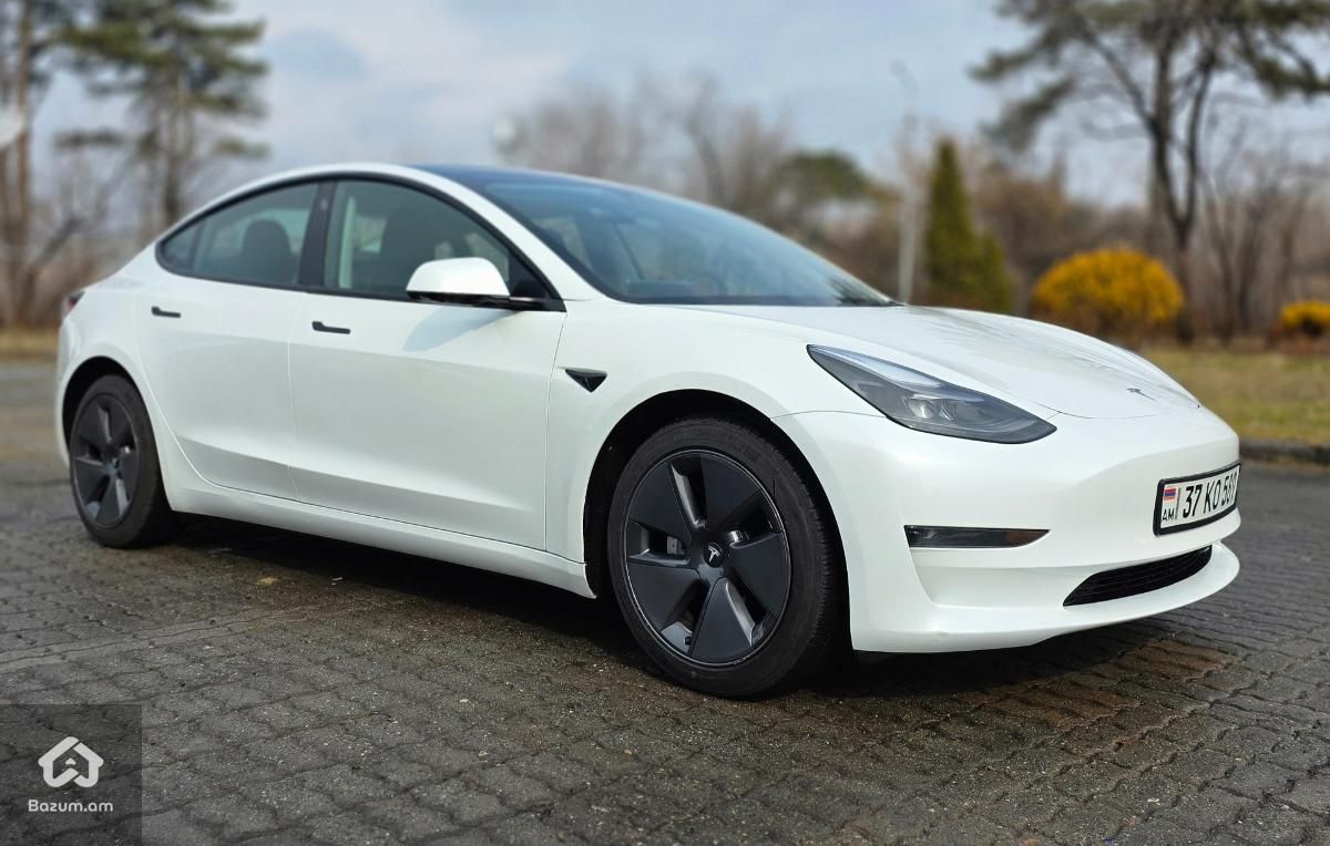 Tesla  - image 4