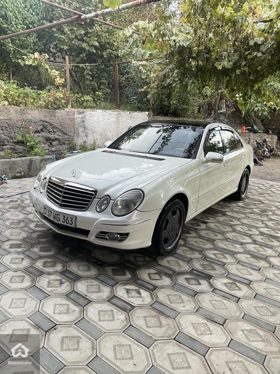 Mercedes-Benz E 320 2002 - image 22