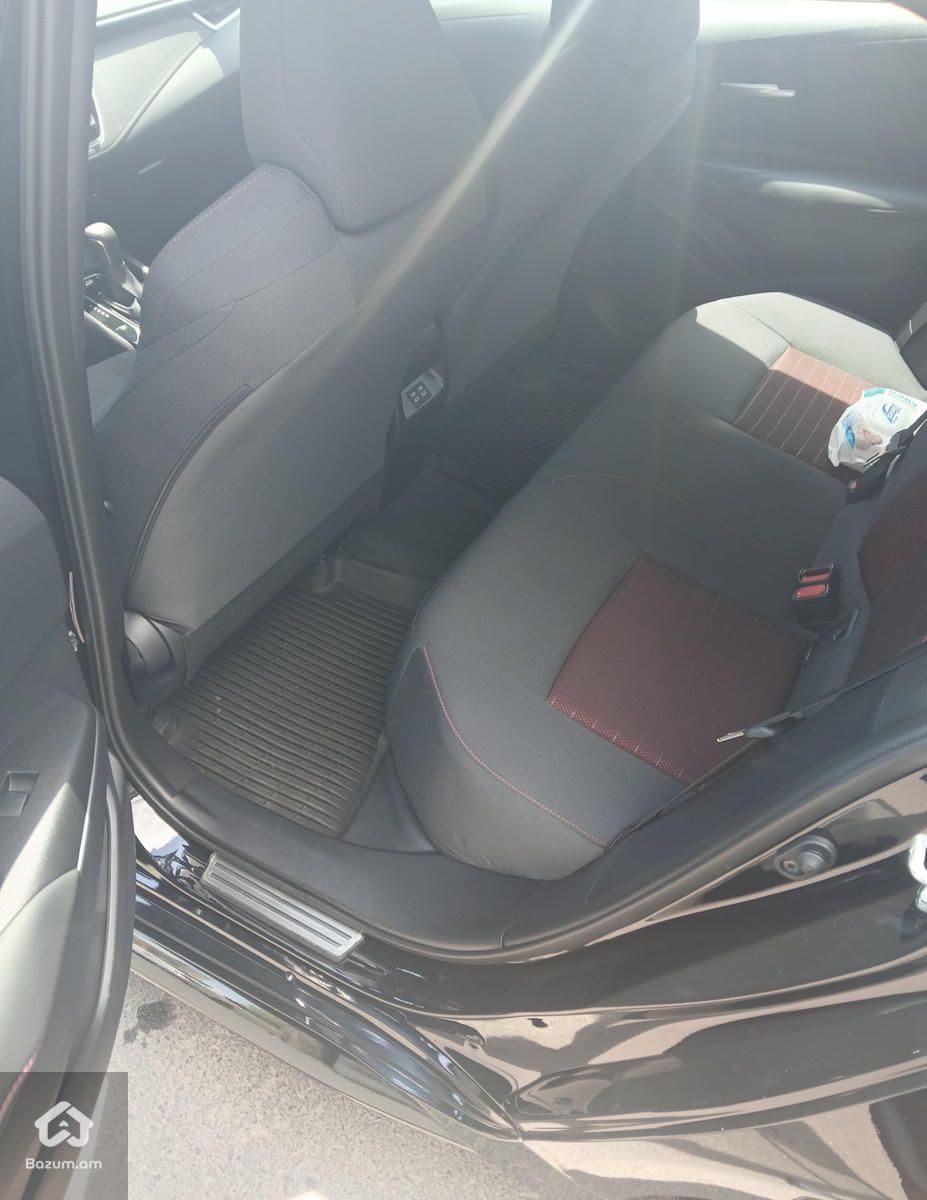 Toyota Corolla 2025 - image 11