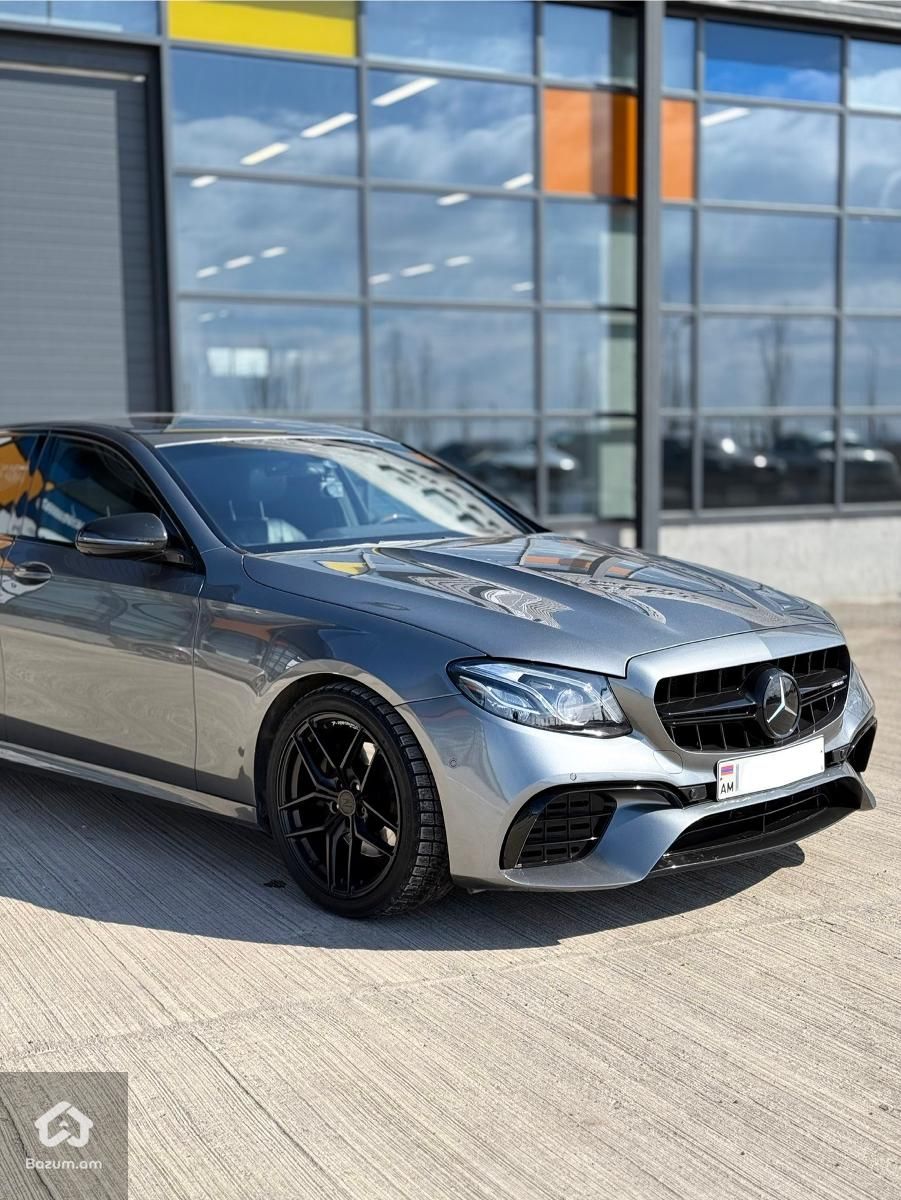 Mercedes w213 - image 1