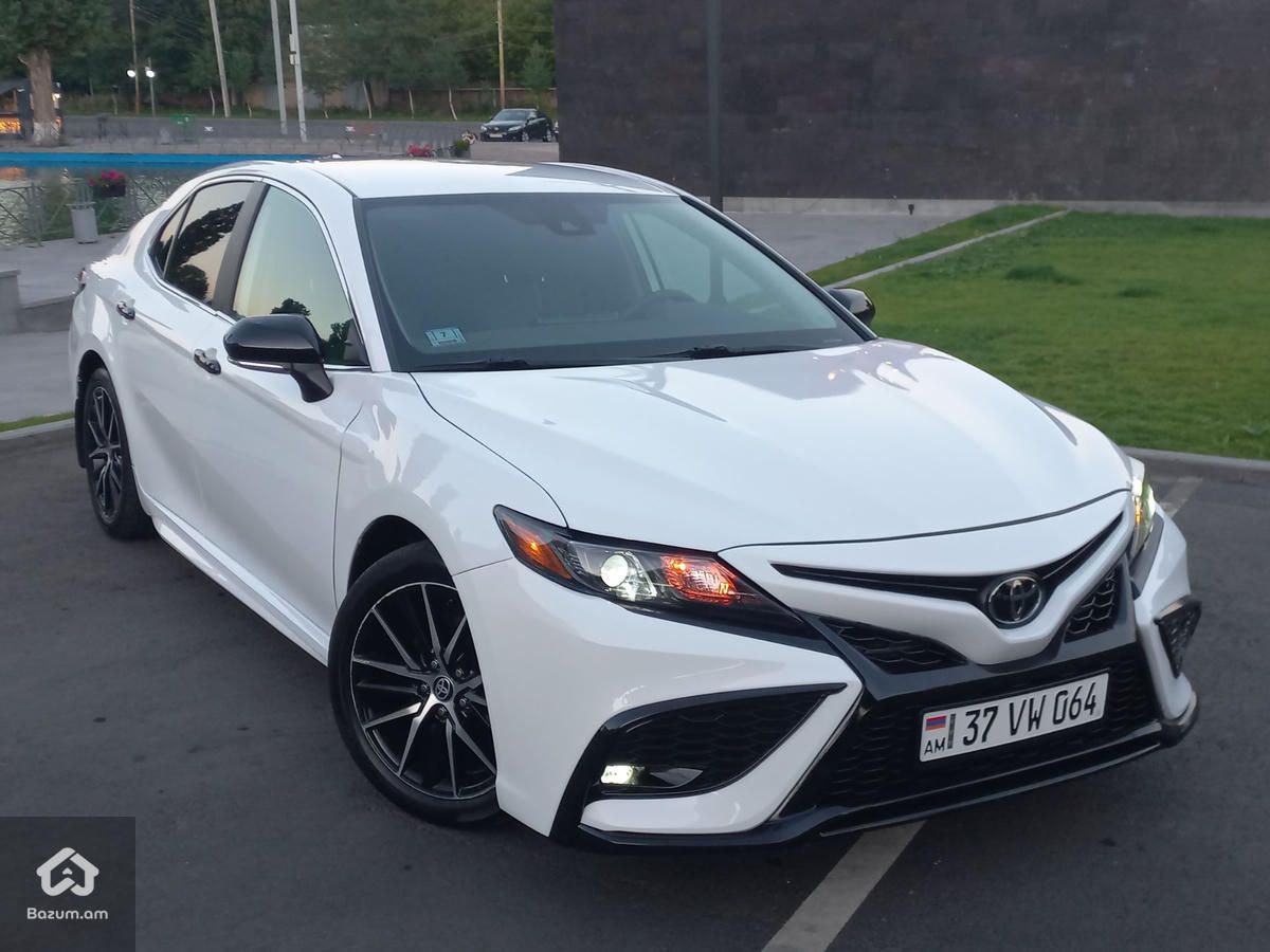 Toyota Camry 2023 - image 3
