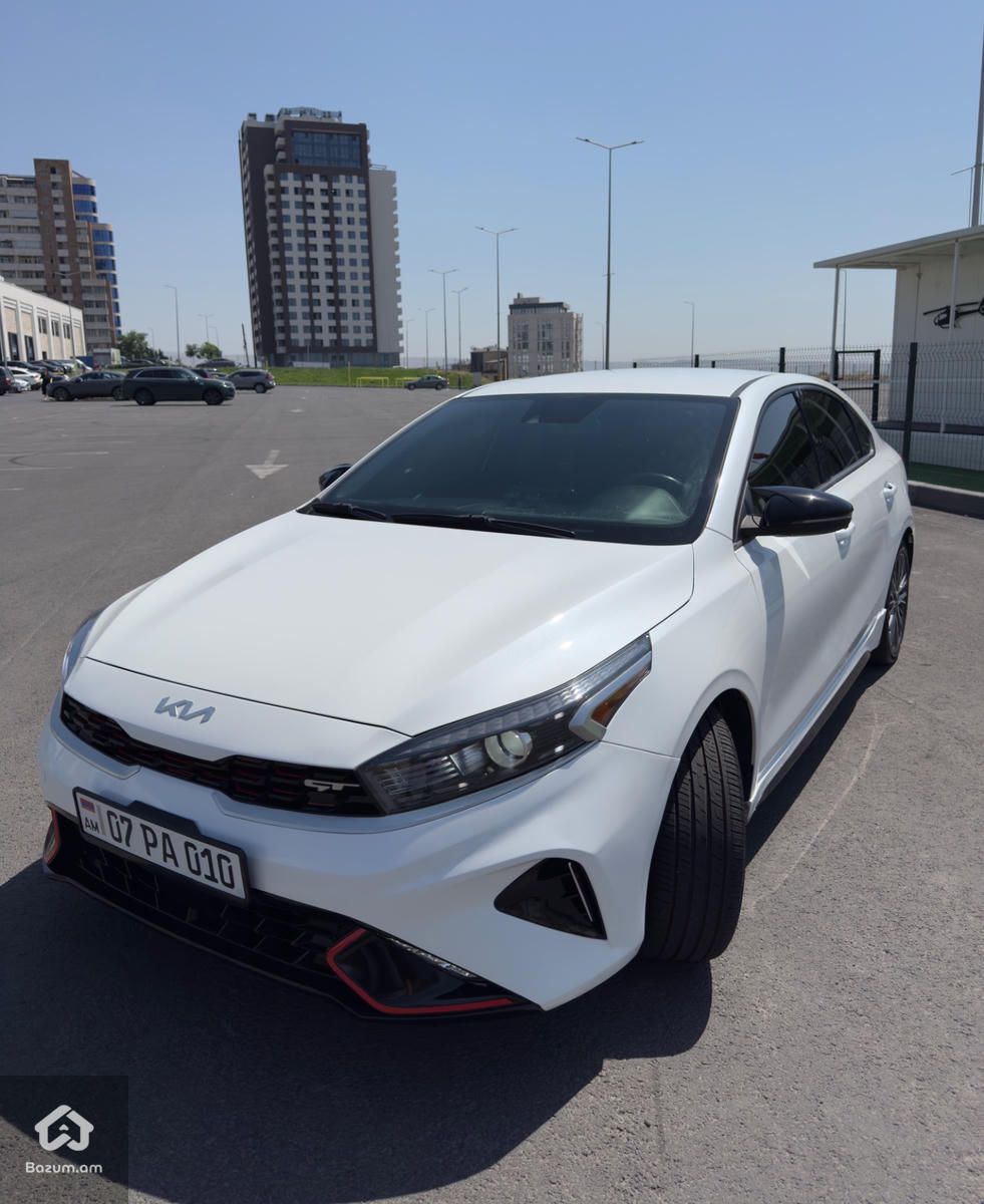 Kia Forte 2022 - image 11