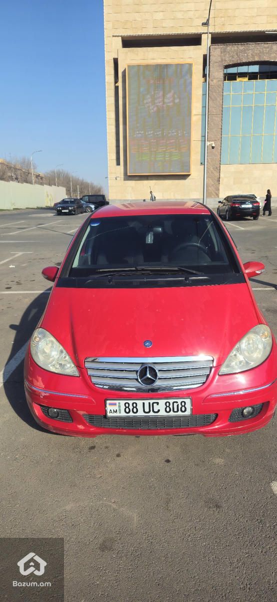Mercedes Benz A170 - image 2