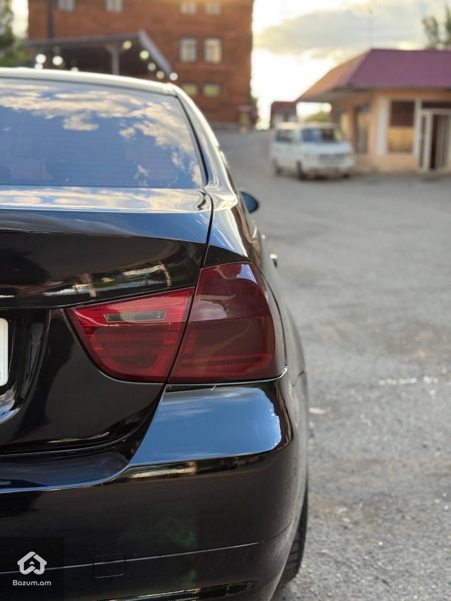 BMW 330i E90 - image 6