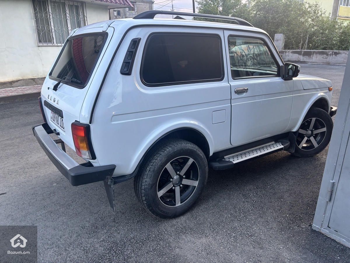 Lada Niva - image 5