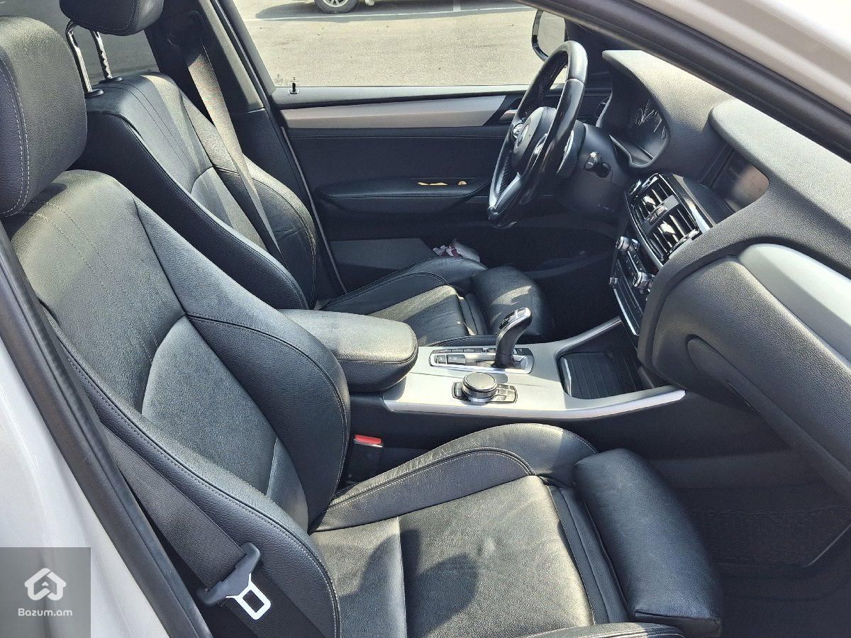 BMW X4 M 2018 - image 13