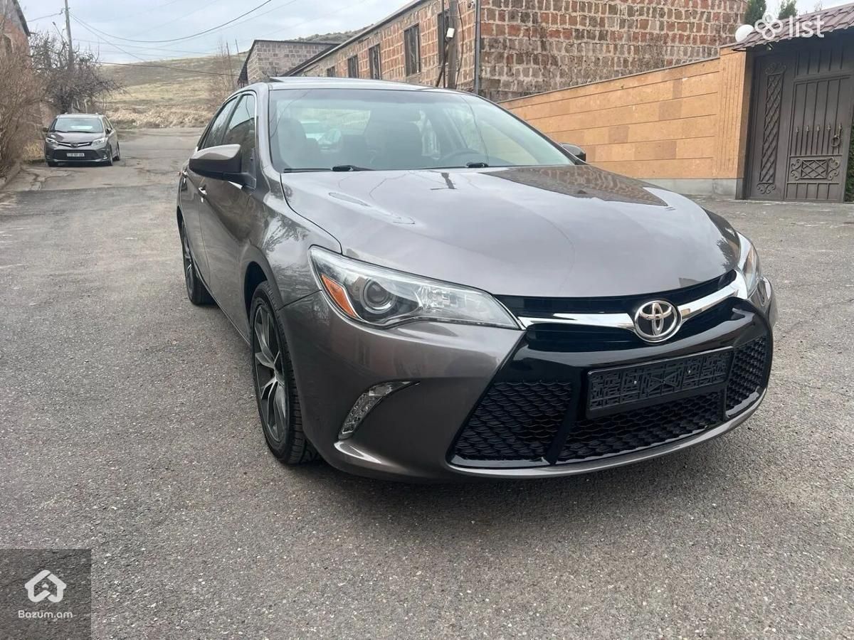 Toyota Camry XSE 2015 - image 2