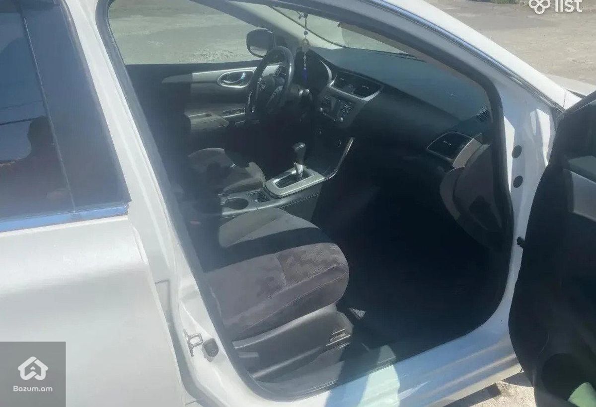 Nissan Sentra 2012 - image 8