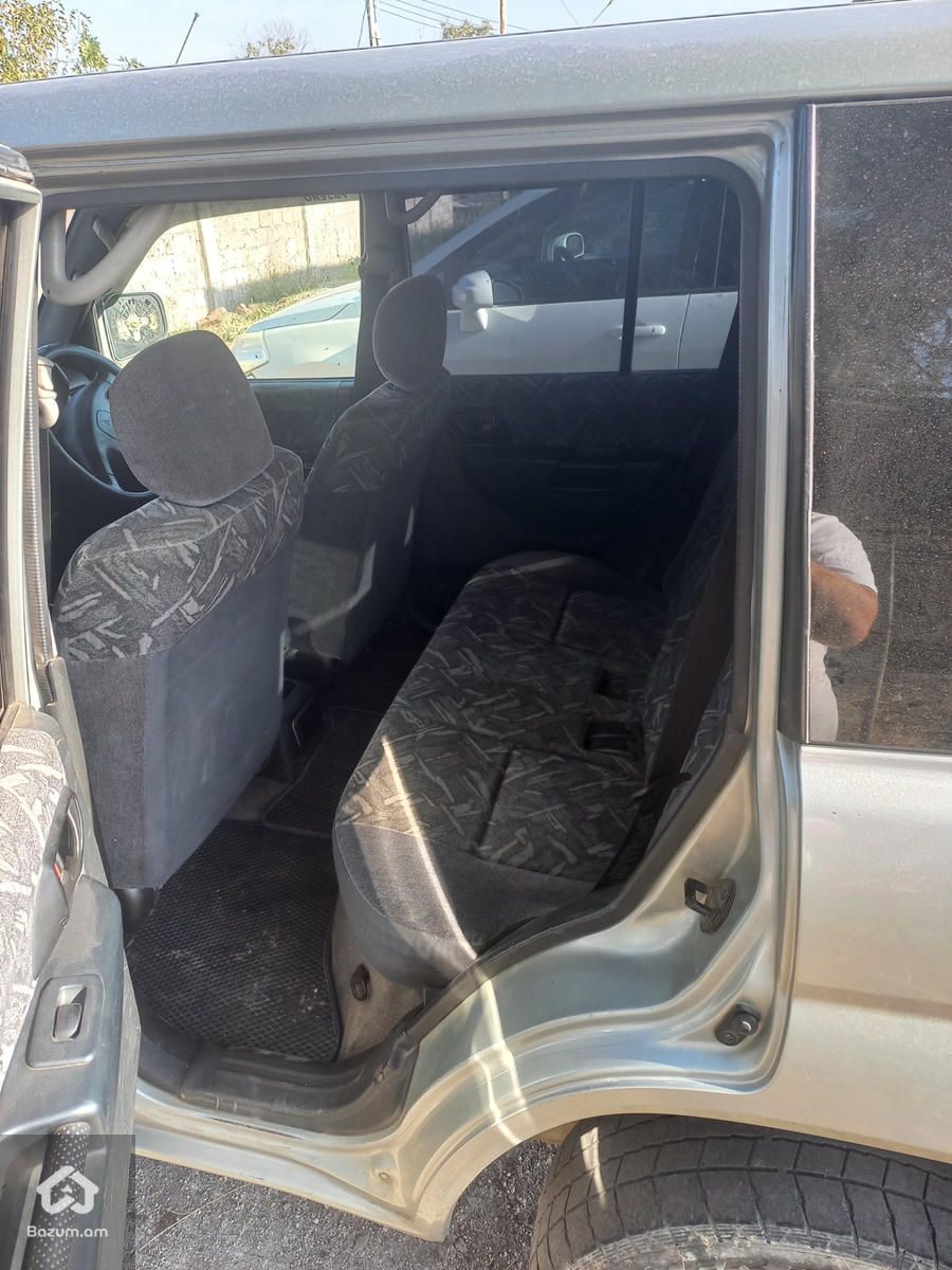 Mitsubishi Pajero 2000 - image 4