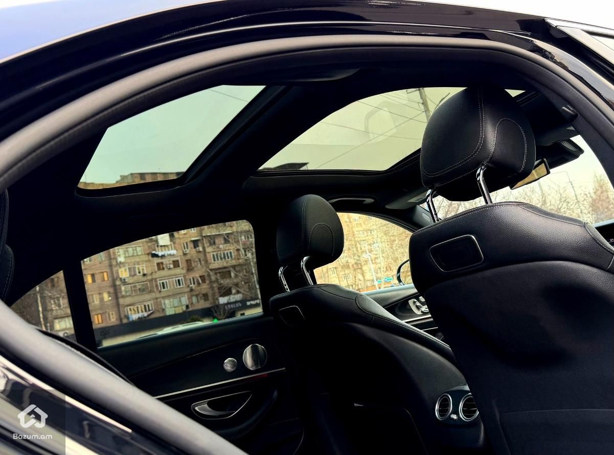 Mercedes Benz E300 - image 15