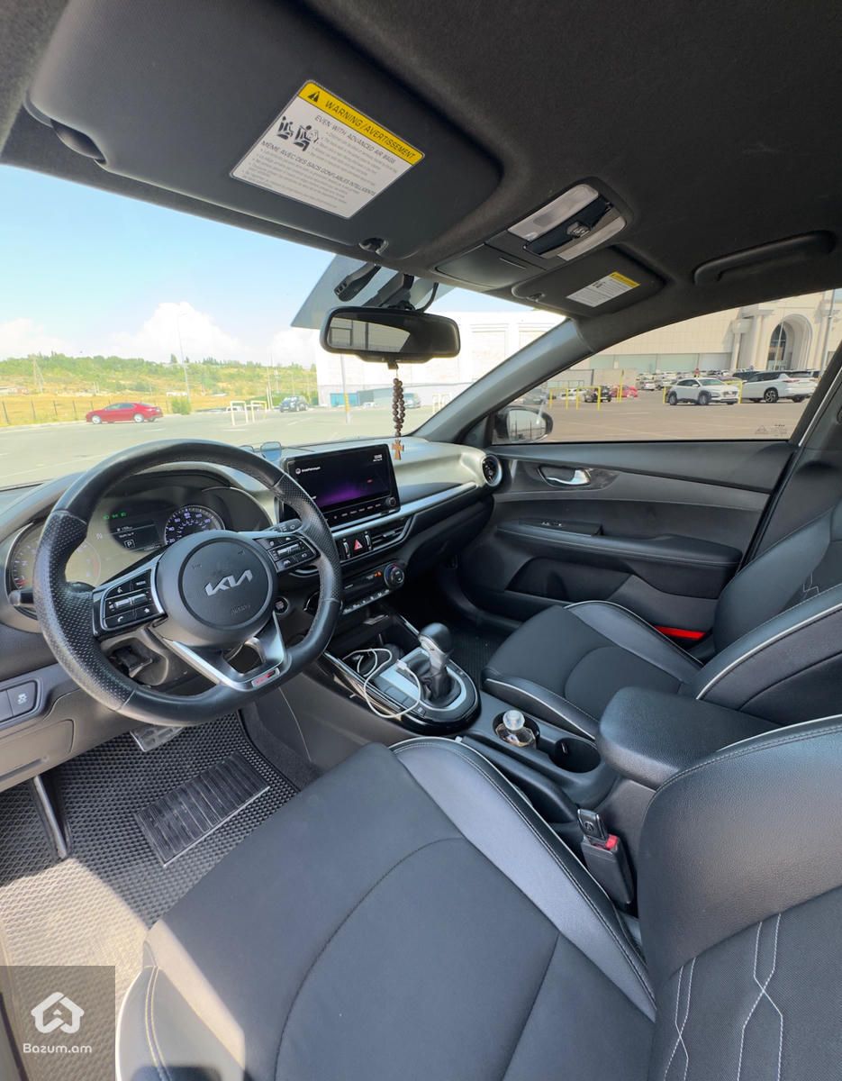 Kia Forte 2022 - image 15