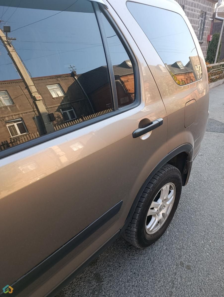 Honda CRV - image 5