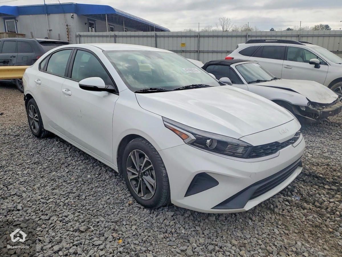 KIA FORTE LXS 2022 - image 1